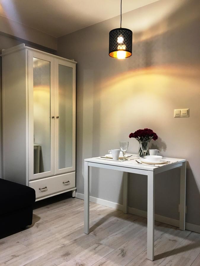 Cohen'S Place Varşova Dış mekan fotoğraf